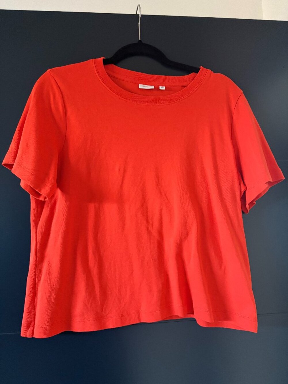 Babaton InterLock Cotton Function T-Shirt – Large – Classic Fit